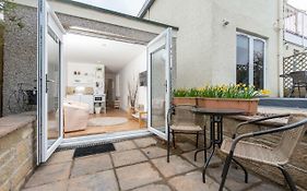 Garden Studio Apartment St Andrews - Free Parking